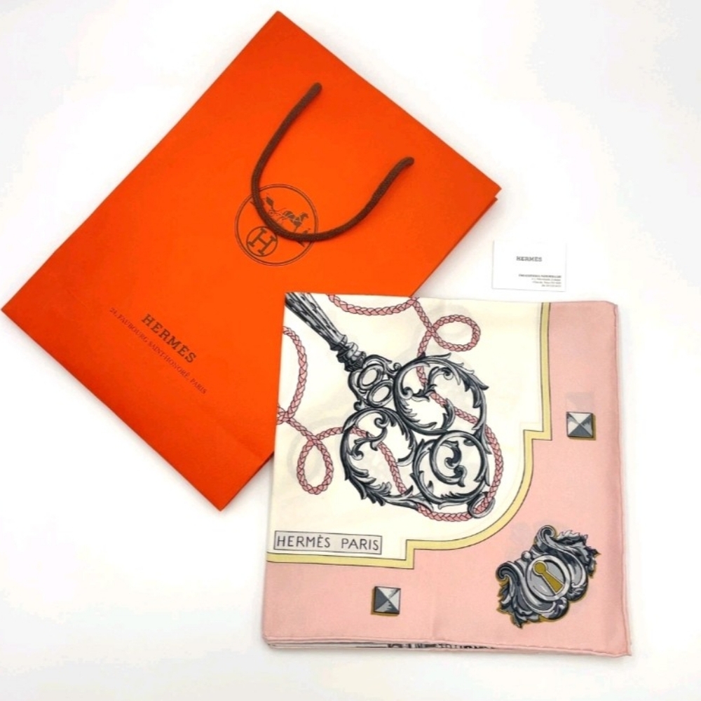 Hermes Silk 90 Cm Scarf Les Cles (Keys) Classic.  Authentic. - Picture 3 of 6